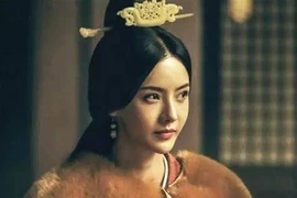 Người nào là con dâu Viên Thiệu, sau lại là con dâu Tào Tháo?