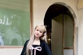 YuGi - nữ streamer khiến cộng đồng game say như điếu đổ 