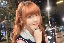 Nữ streamer đời đầu "hack tuổi" khiến đàn em hít khói, cõi mạng trầm trồ 