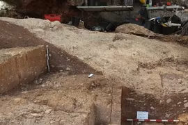 Khai quật mộ cổ 130.000 năm, lộ diện loài người bí ẩn chưa từng biết 