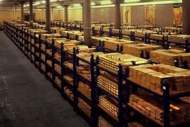 Bí mật trong kho vàng khủng được bảo vệ nghiêm ngặt nhất thế giới 