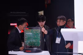 Ngắm cực phẩm công nghệ Make in Vietnam tại Hội nghị Di động thế giới