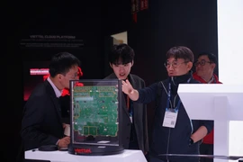 Ngắm cực phẩm công nghệ Make in Vietnam tại Hội nghị Di động thế giới