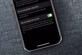 Dừng ngay thói quen sạc pin kiểu này kẻo điện thoại “chết yểu” 