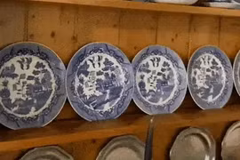 Chi 5 tỷ mua căn nhà bỏ hoang... cái kết không tưởng tượng nổi 