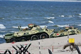 Không-Hải quân Nga tập trận đổ bộ sát nách NATO 