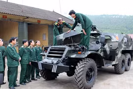 Quân khu 2 nghiệm thu nâng cấp xe thiết giáp BTR-152