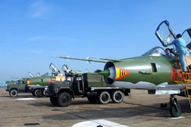 Ảnh QS ấn tượng tuần: lộ “tiêm kích Su” bảo vệ Hà Nội