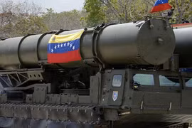 Nhận mặt vũ khí “khủng” trong duyệt binh Venezuela 