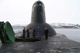 Ảnh quý hiếm bên trong tàu ngầm lớn nhất thế giới