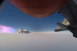 Ảnh hiếm Su-30MKI phóng tên lửa đối không Astra