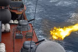 Căng thẳng với Mỹ vì Ukraine, Nga tăng cường tập trận ở châu Á