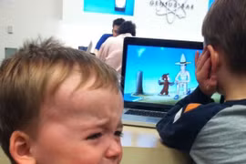 Chùm ảnh: Vì sao bé khóc?