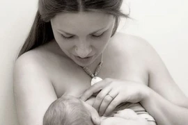 Bú sữa giúp giảm nguy cơ mất trí nhớ