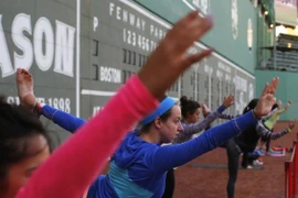 Yoga tập thể quyên góp từ thiện