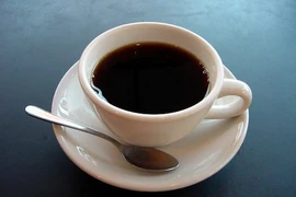 Uống cà phê giảm 50% nguy cơ tự tử