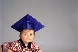 10 dấu hiệu nhận biết con bạn thông minh