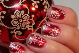 Những mẫu nail đẹp cho đêm Giáng sinh