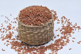 12 thực phẩm tự nhiên lợi sữa mẹ sau sinh