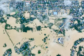 Toàn cảnh thành phố Tuyên Quang ngập trong biển nước