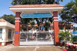 Long An: Cty Quảng Đức có trúng 2 gói thầu xây lắp tại Thạnh Hóa?