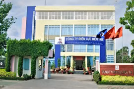 5 gói thầu của Điện lực Bến Tre có về tay Xây lắp điện Hữu Trung?