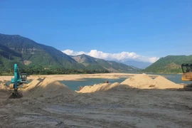 Sốc với tài chính của MT Quảng Đà trúng đấu giá mỏ cát 370 tỷ đồng