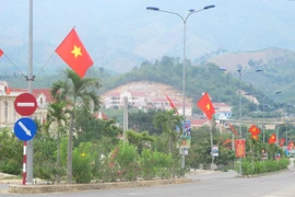 Lâm Đồng: 1 ngày cty Samland trúng 2 gói thi công tại Đam Rông 