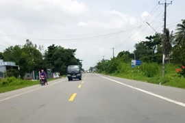 Đại úy công an bị cướp ôtô khi đang chạy ban đêm