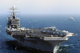 Clip: Khám phá cuộc sống trên tàu sân bay USS Abraham Lincoln của Mỹ