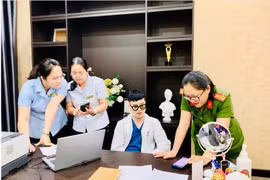 Thanh niên học ngành văn hóa, nhưng vào phòng khám làm 'bác sĩ' điều trị 