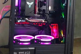 Con trai nhỏ lấy điện thoại mẹ chuyển 200 triệu cho người lạ để mua đồ chơi