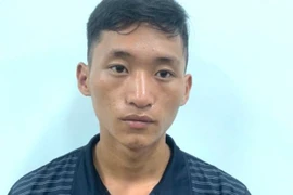 Tên côn đồ chém đứt nửa người bạn nhậu ở Bình Dương