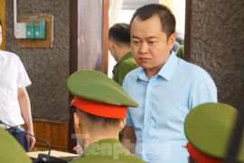 Lý do hoãn phiên tòa xử vụ gian lận điểm thi Sơn La
