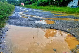 13 năm giải ngân hơn 10 tỷ, đường chỉ 2km vẫn ngổn ngang ở Vĩnh Phúc