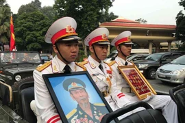 Anh hùng phi công Nguyễn Văn Bảy đã về đất mẹ Đồng Tháp