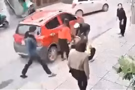 Trách nhiệm vụ bé trai 16 tháng tuổi bị ô tô tông tử vong