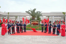 Hải Phòng gắn biển Trung tâm Chính trị - Hành chính thành phố