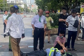 Bắt khẩn cấp kẻ “bênh chó”, đánh nhân viên bảo vệ