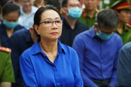 Nộp tiền khắc phục thi hành án: Phòng, chống tham nhũng… nhân văn! 