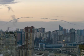 Nga phóng 120 tên lửa vào Ukraine