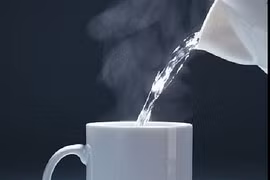 Thương tâm bé trai 19 tháng bỏng dạ dày, tử vong vì uống phải nước sôi