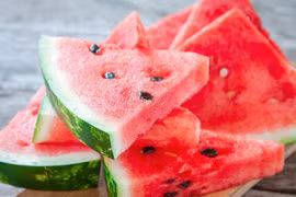 Ăn “sướng miệng” dưa hấu mùa nóng có thể lên cơn đau tim