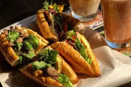 Bánh mì Việt Nam sang Hàn Quốc: 160.000 đồng/chiếc