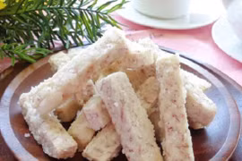 Cách làm mứt khoai môn dẻo thơm đón Tết