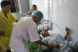 Gặp người sống sót trong vụ sập cổng trường học