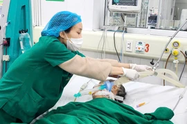 Hôn mê từ chén rượu đầu xuân dẫn đến ngộ độc