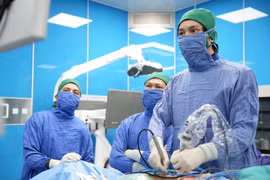 Nội soi điều trị thoát vị đĩa đệm tổn thương thần kinh, chèn ép tủy...