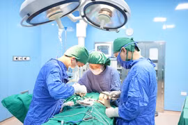 Phẫu thuật tạo hình tuyến vú điều trị triệt căn ung thư vú