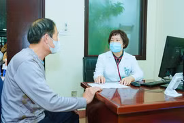 Bác sĩ mách những lưu ý giúp bệnh nhân tim mạch “vượt sóng” cúm mùa